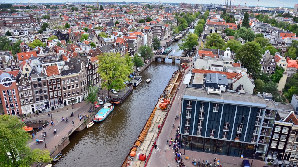 “I Didn’t Know Quality of Life Until I Moved Here” — A Portrait of the Expat Ad Crowd in Amsterdam